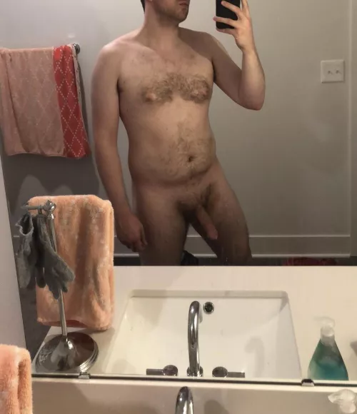 Feeling good about a mirror selfie for once by oldlurkernewquestion