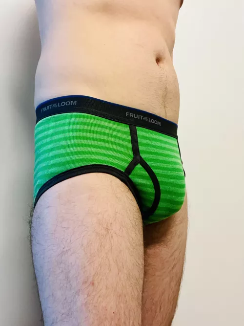 Feeling green today by ilovechinesecock