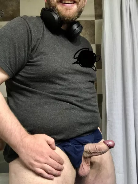 Feeling horny as fuck tonight. Whose hole can I stuff? by CanadianBeard912