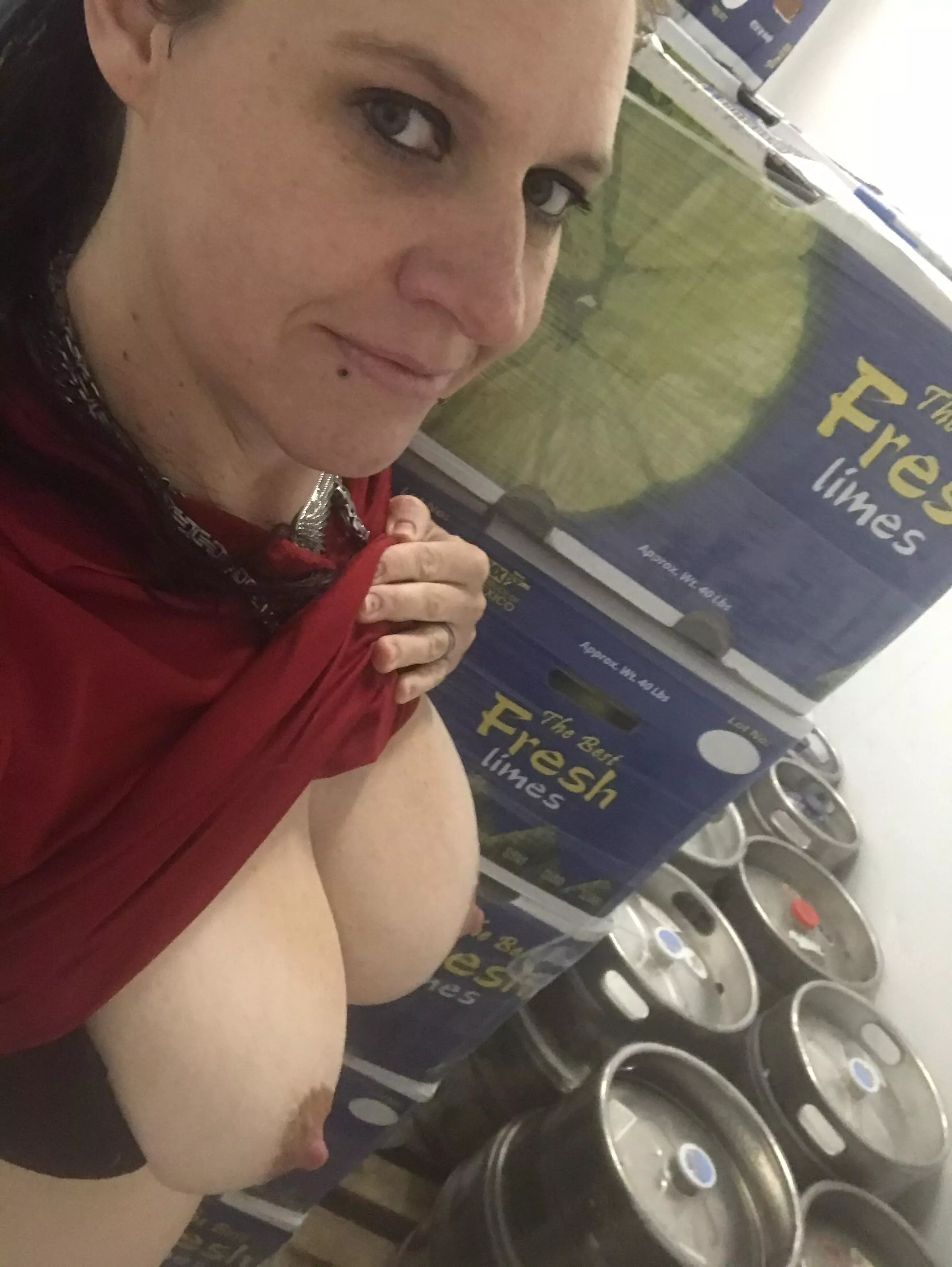 (F)eeling horny at work 😋 posted by TheWolfDen_