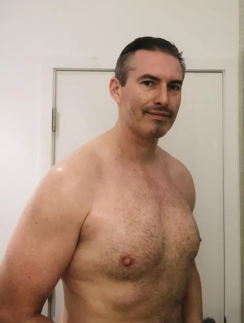 Feeling hot and sweaty after my workout by Gentlemangiant345