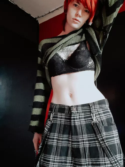 Feeling hot today by Demon-In-Your-Ear