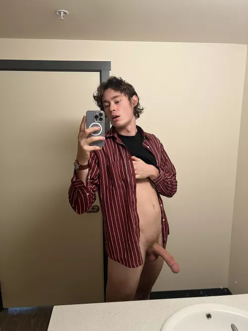 Feeling hung this Halloween by xldoublesausage