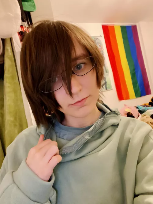 feeling kinda androgynous, like if a man and a woman had a baby by shysobble