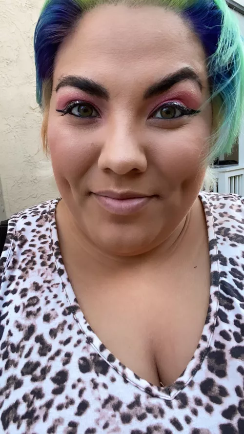 Feeling kinda cute 🥰 by ScarlettMnxxx