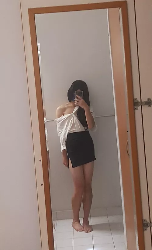 feeling kinda pretty! by roastedpeanutboi