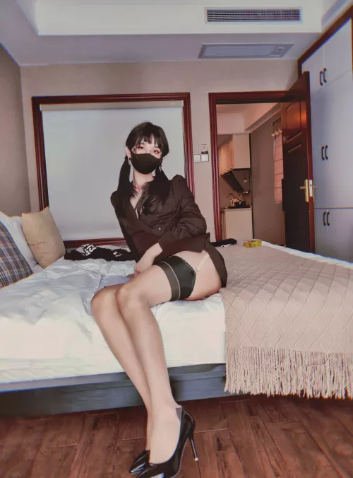 feeling like a queen 👸 by lockandkeydenial