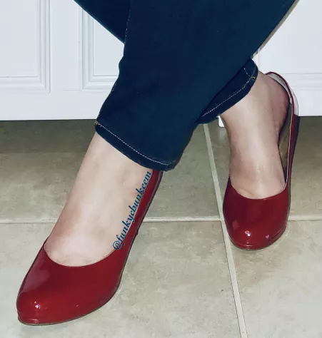 Feeling like playing a heel today by funkeechunkeemamee