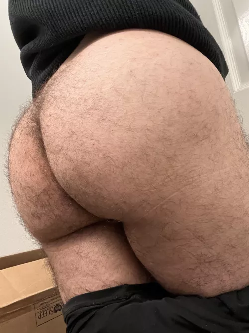 Feeling lonely in Connecticut… by Affectionate_Duty138