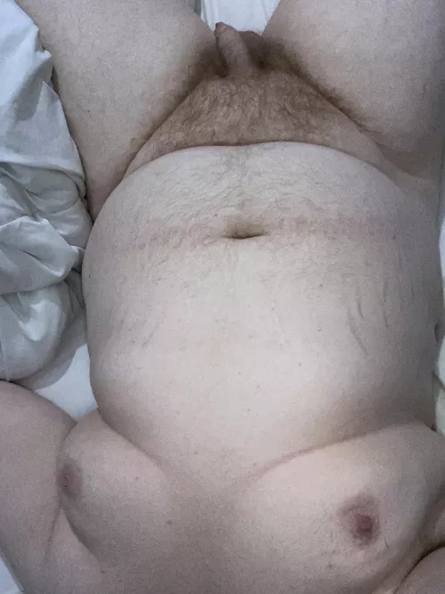 feeling lonely tonight by ginger-chubbs