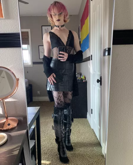 Feeling myself today 🖤 by PanFemboy