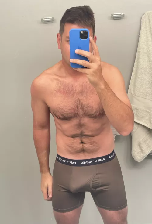 Feeling really good this Monday morning. Keep your Alpha energy strong today and get after it. Let’s go! by Guy707