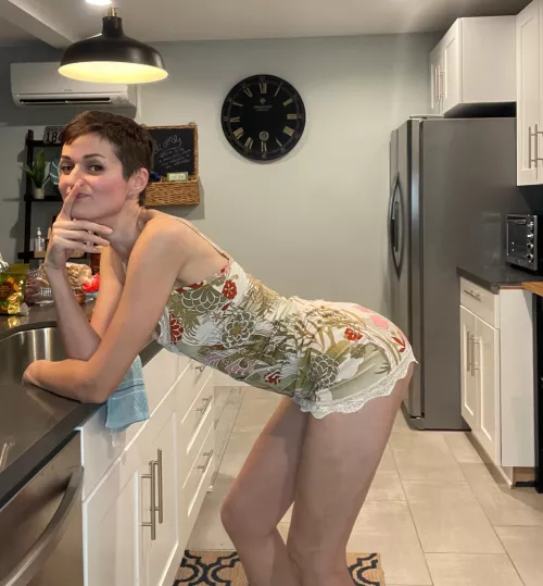 Feeling sASSy tonight 🍑[F38] by masha_nova