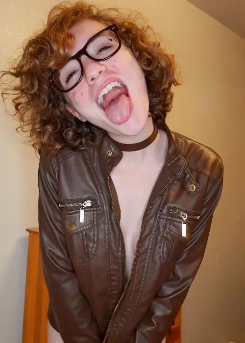 Feeling sexy as fuck by MissKrisButt