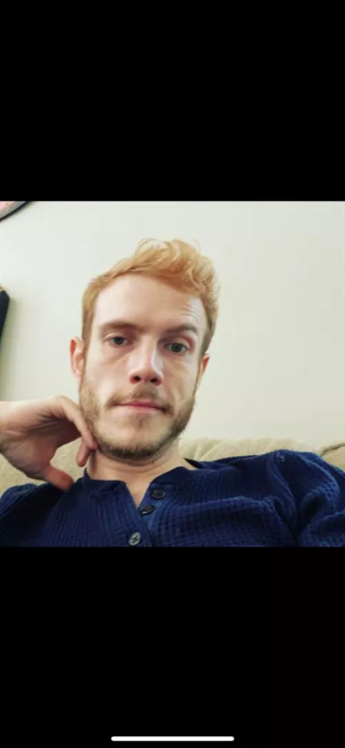 Feeling sick but still looking good, trying to meet a nice doctor 😂 (not pictured: pile of tissues, vix and a cup of tea) by Few-Goose5602