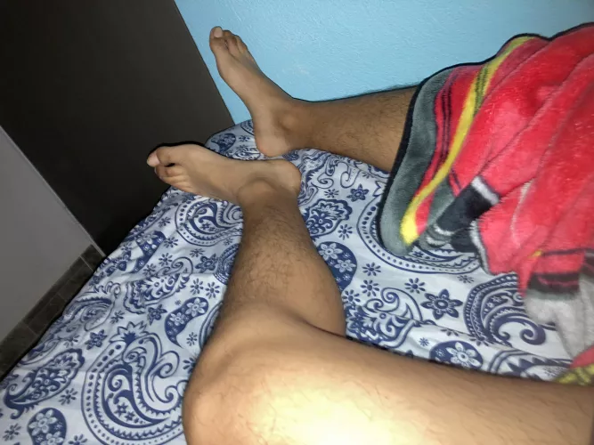 Feeling sleepy 💤 by Master_725