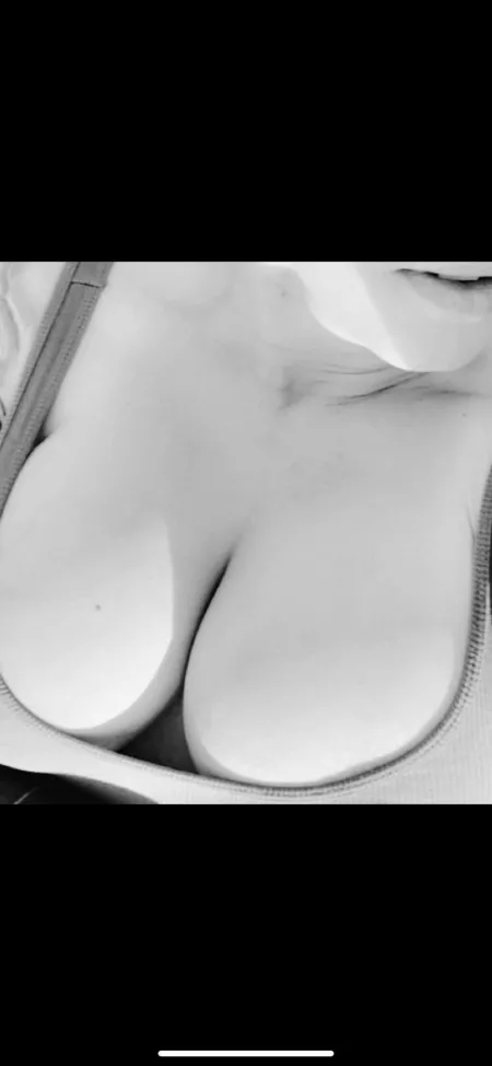 Feeling the sun. by Emmerson-Reid