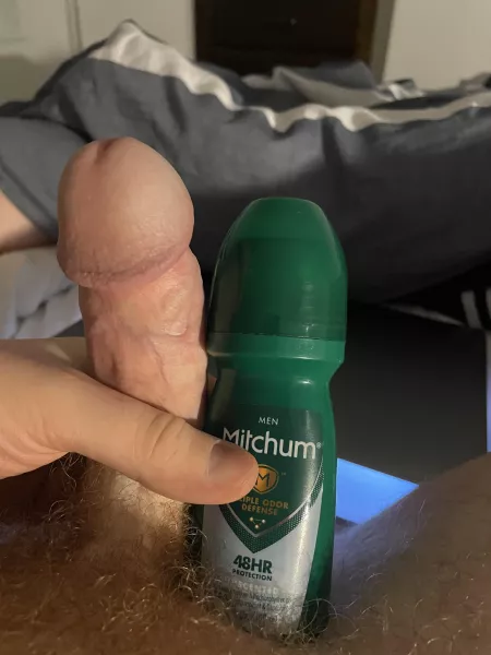 Feels good to be bigger than something! by ilikegettingoutsized