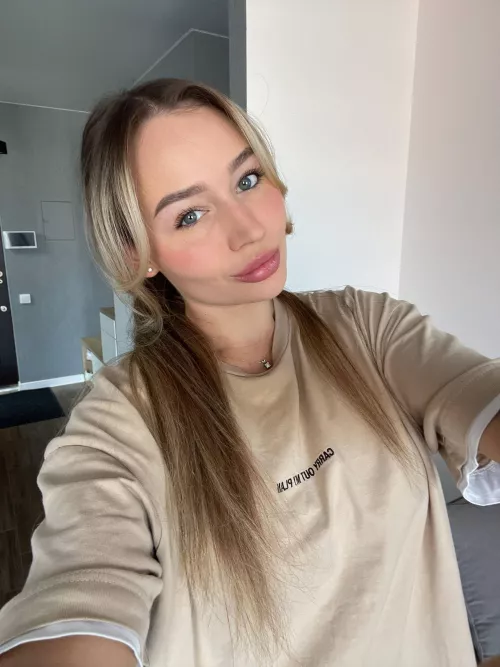 Feels like you have a boner now💔 by DraconianStoppage