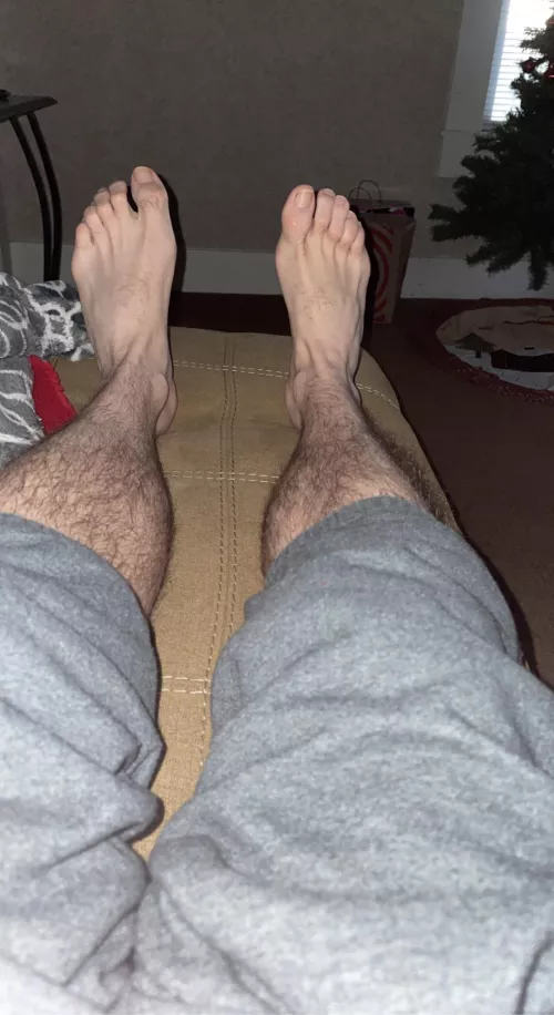 Feet by Curious413413