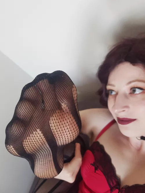 Feet right in your face by Pyroddiction