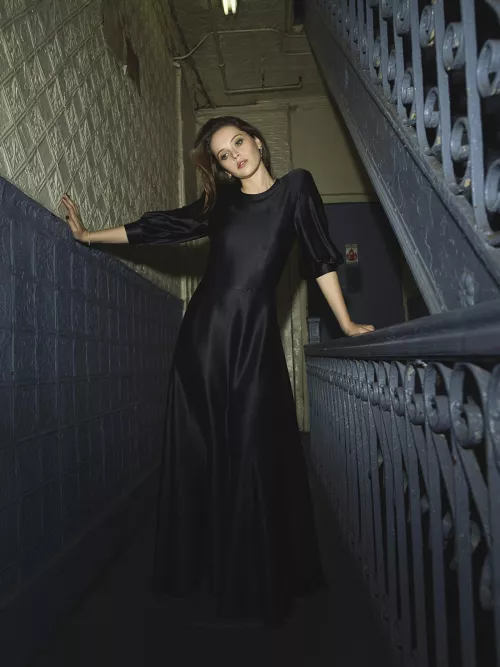 Felicity Jones by Grandvilleq