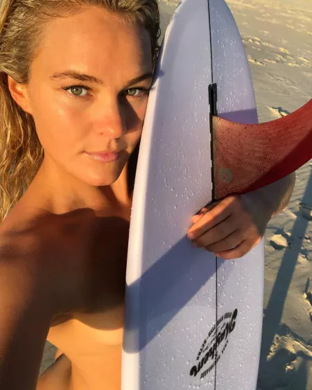 Felicity Palmateer by Admirateur1