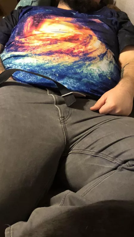 Fell asleep on the couch, how would you wake me up? by A_astro_