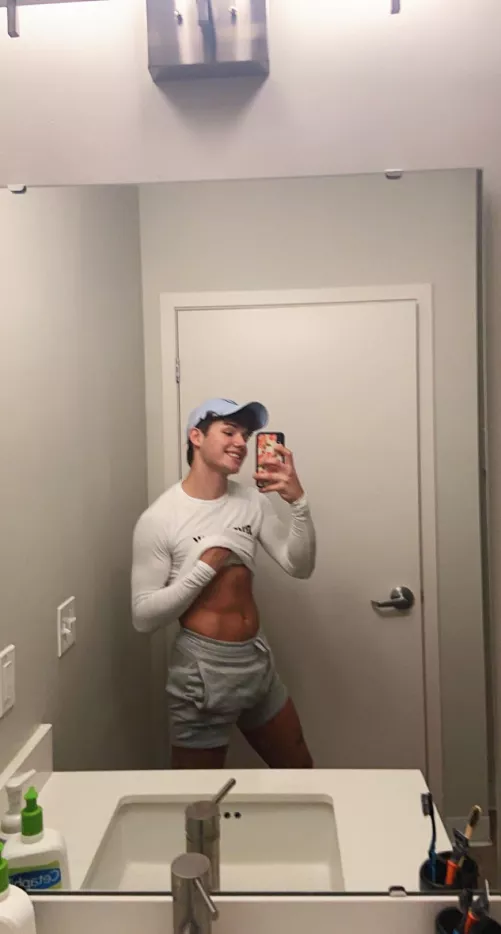 felt cute :) anyone want a bf by kscollegetwink