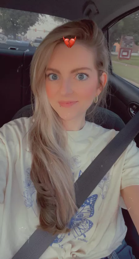 Felt cute.. 😋💕 by Katefoxx11