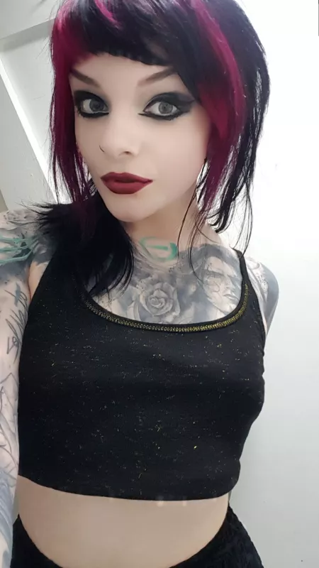 Felt cute (; by PixxiGrrl_