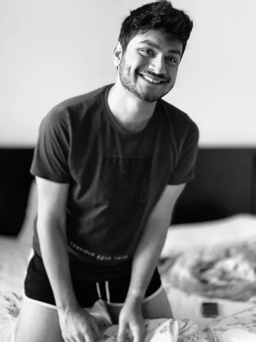 Felt cute, might delete later. 🫂✨ by Houselannister_69