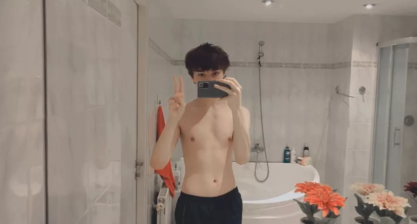 Felt cute 🤗 sorry for bed hair by twinkboy2002