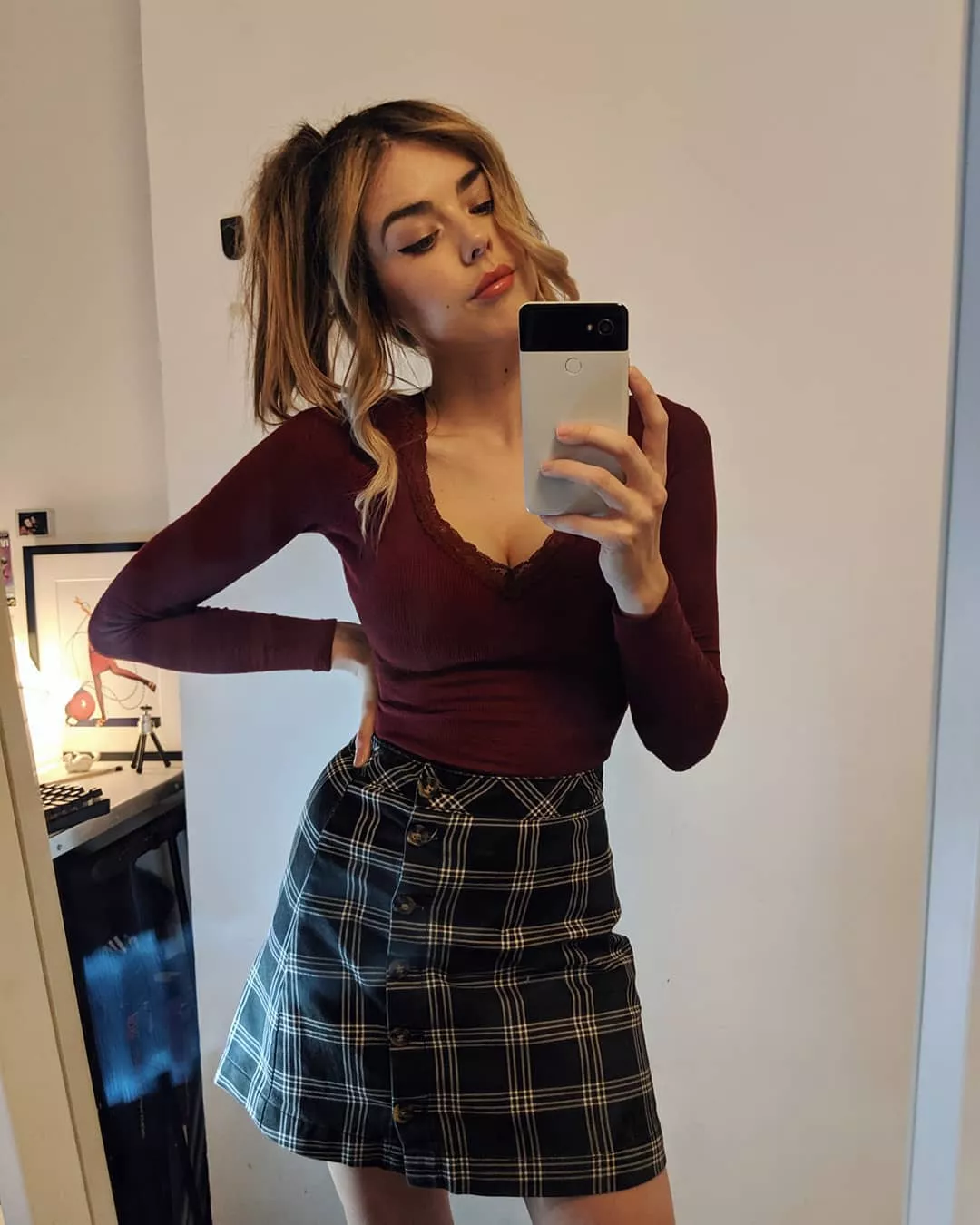 Felt cute, will 100% delete later 2h posted by Sid_00