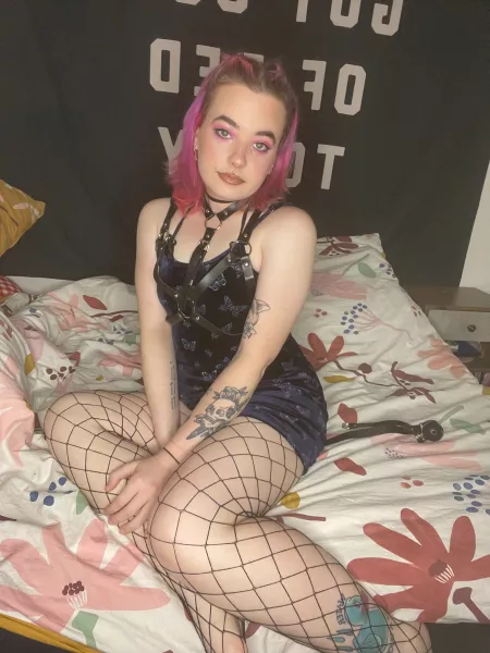 felt cute x by smokeyscarlet