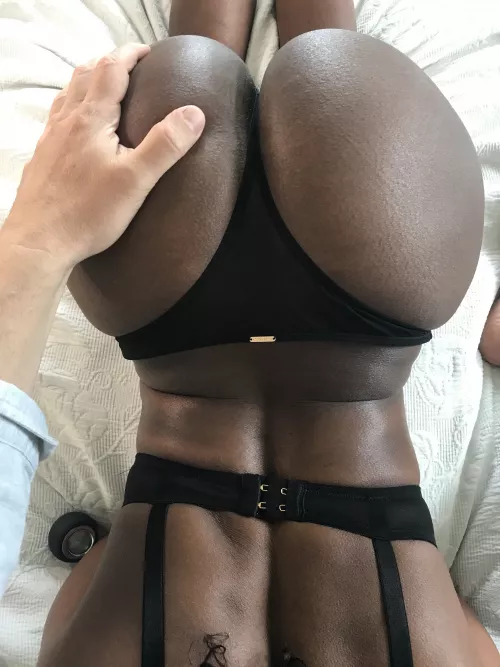 Felt extra sexy in this by therealmidnightblue6