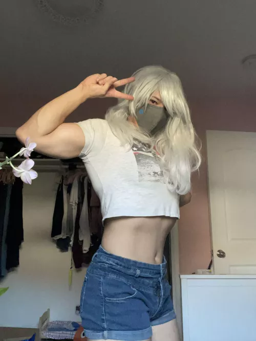 Felt like a flower by senpoki23