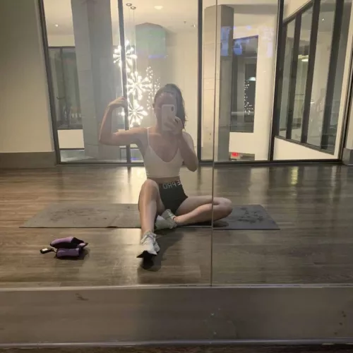 Felt powerful the other day💪🏼 by ZoeKocho