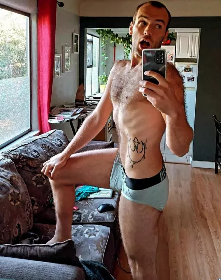 Felt svelte, might delete later 😏 by Fitboi97