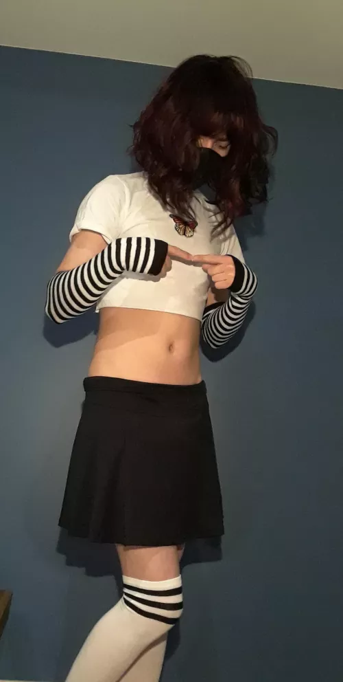 Femboy Friday!! Hope everyone is having a great day :) by Comfy_Ellie