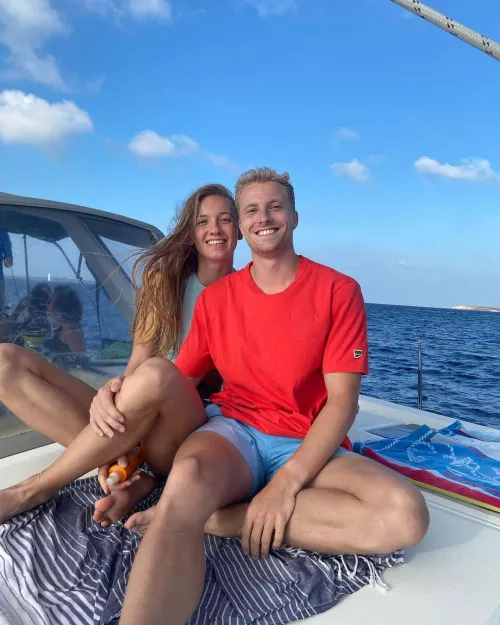 Femke Bol with lover by CactusCrusher