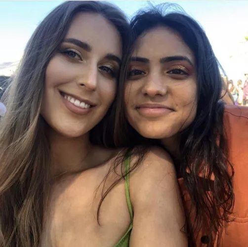 Festival Girls by cf41234