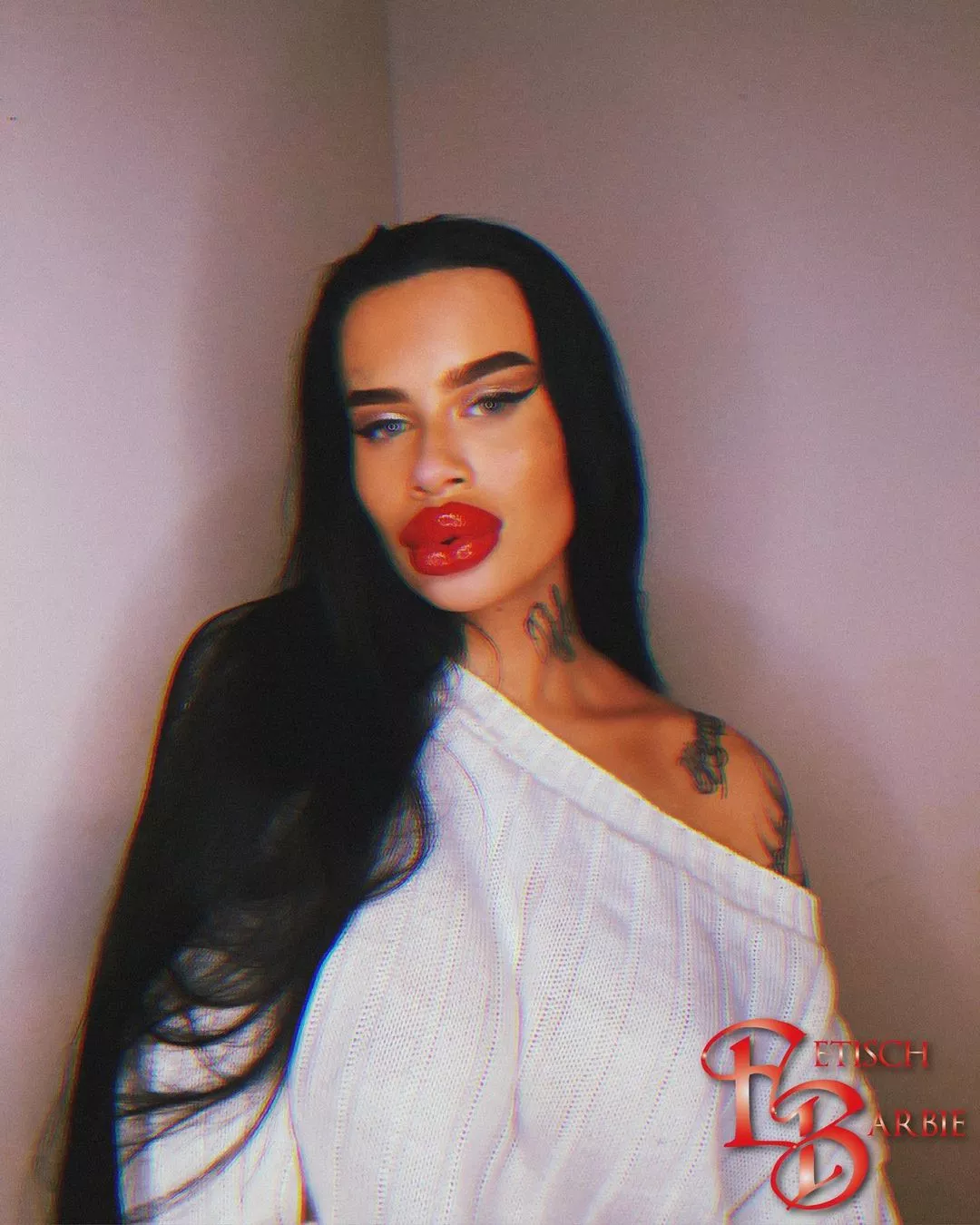 Fetisch Barbie posted by gosterime