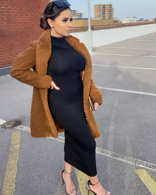 Figure hugging by Aggressive-Summer330