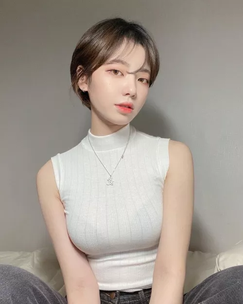 Figure hugging by Majestic_Painter8660