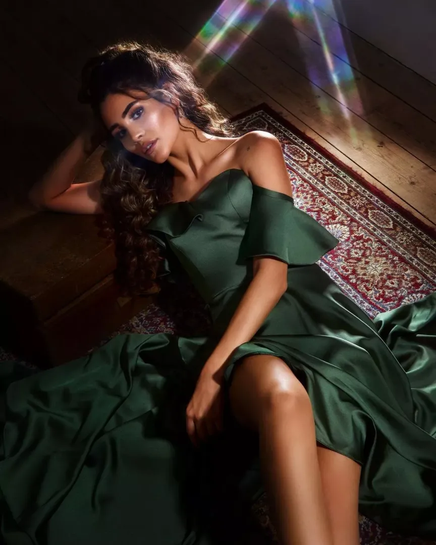 Filiz Cercis posted by BOOOOOOOBIES