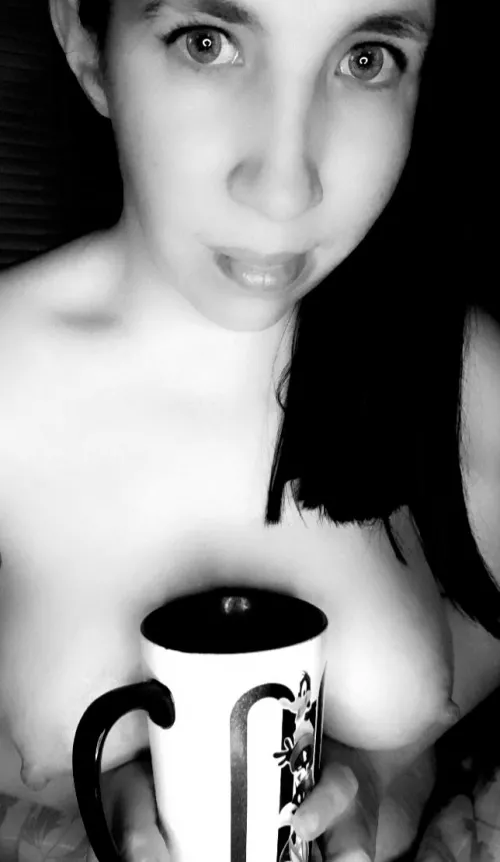 Fill me up please? 😜 by Aussiemilf2046