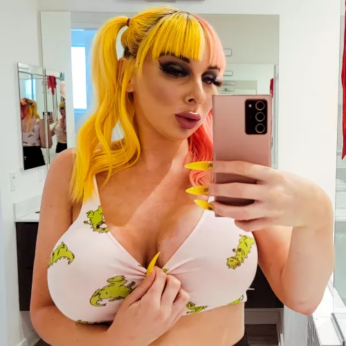 Filled up 👄 by sapphiresummers