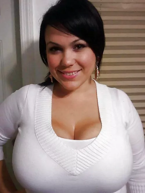 Filling out by FizzyOrangeJuice