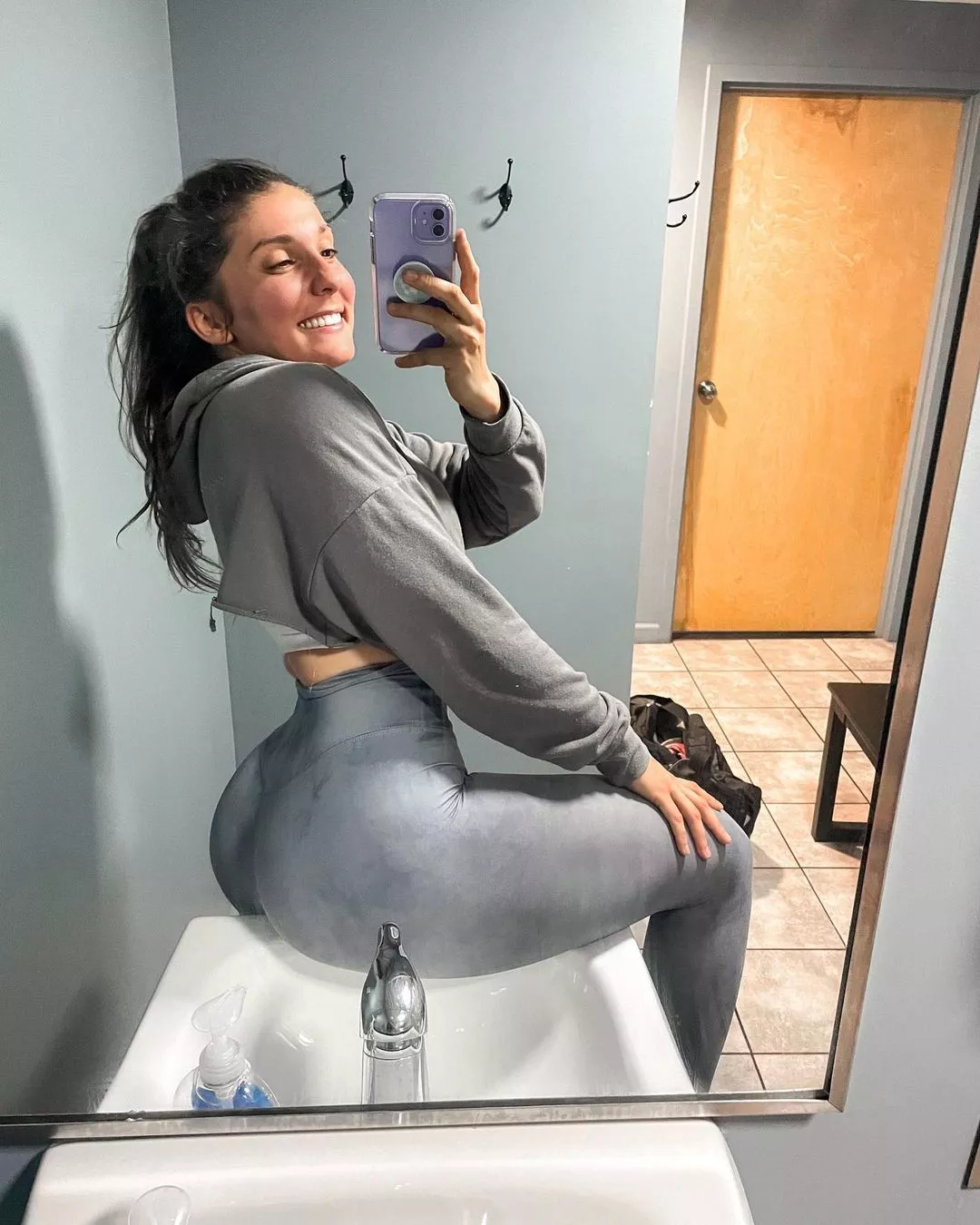 Filling up the sink posted by civilrainy